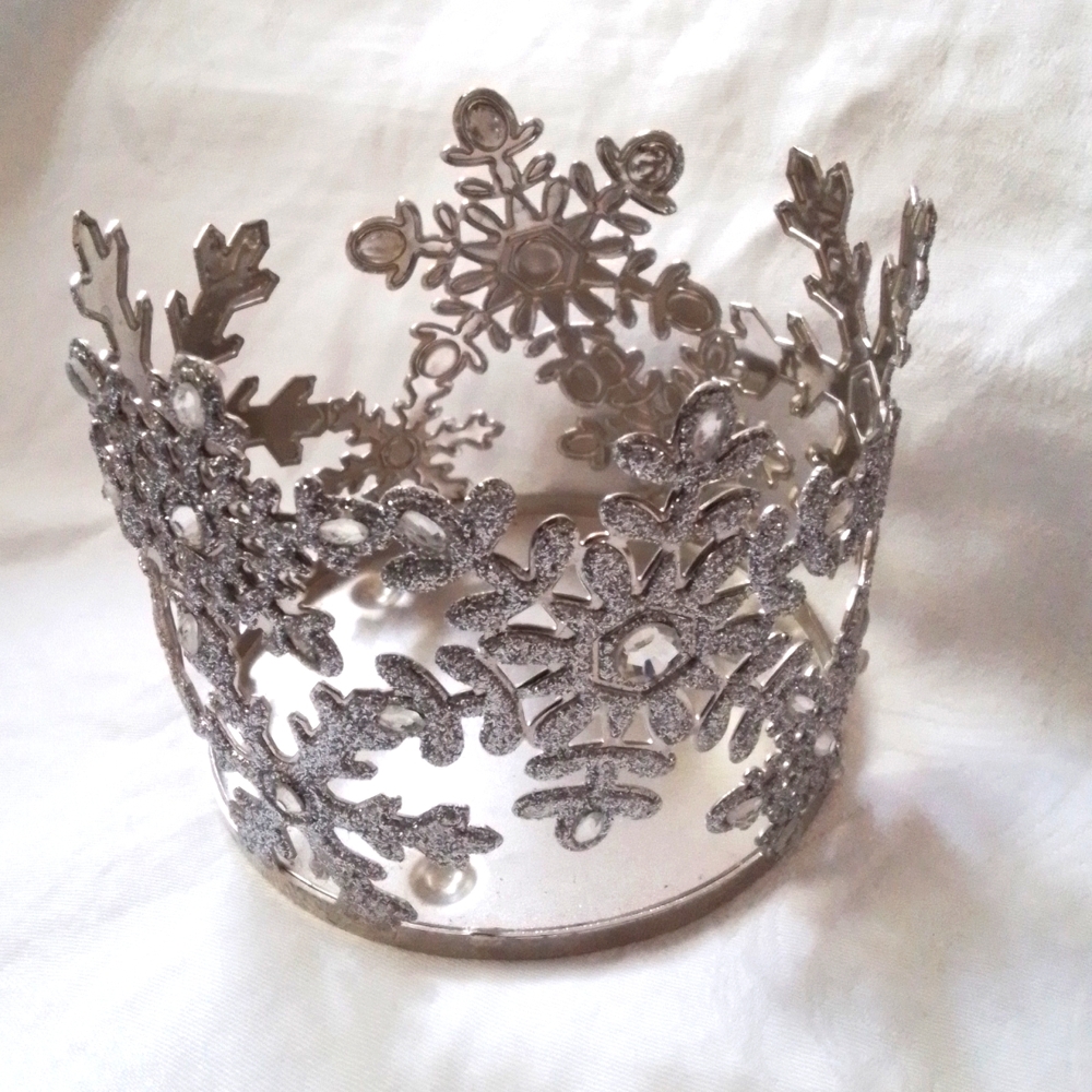 Bath & Body Works Silver Glitter Snowflakes 3 Wick Candle Holder 14.5 oz